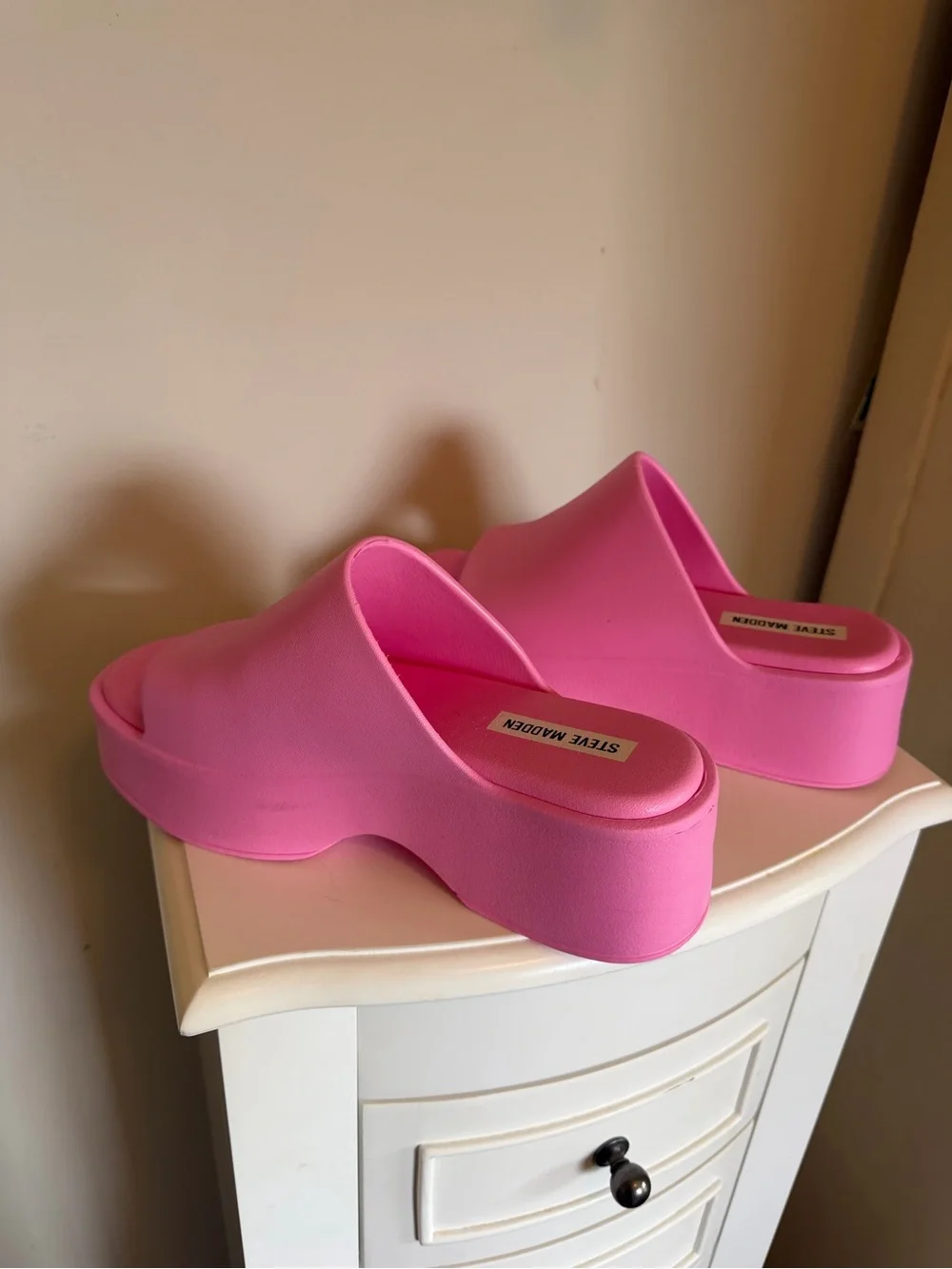 Steve Madden Hot Pink Platform Slide Sandals